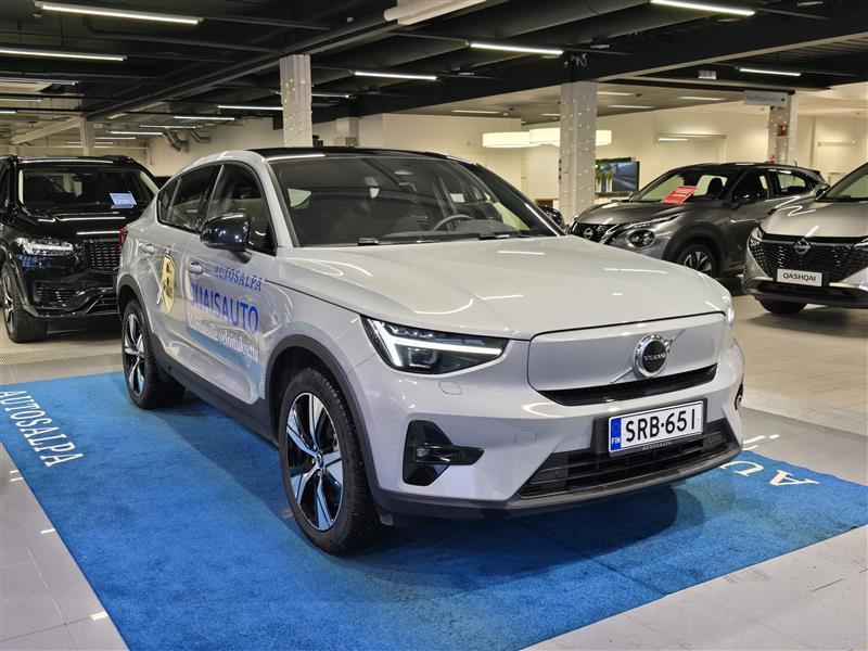 VOLVO C40 2024