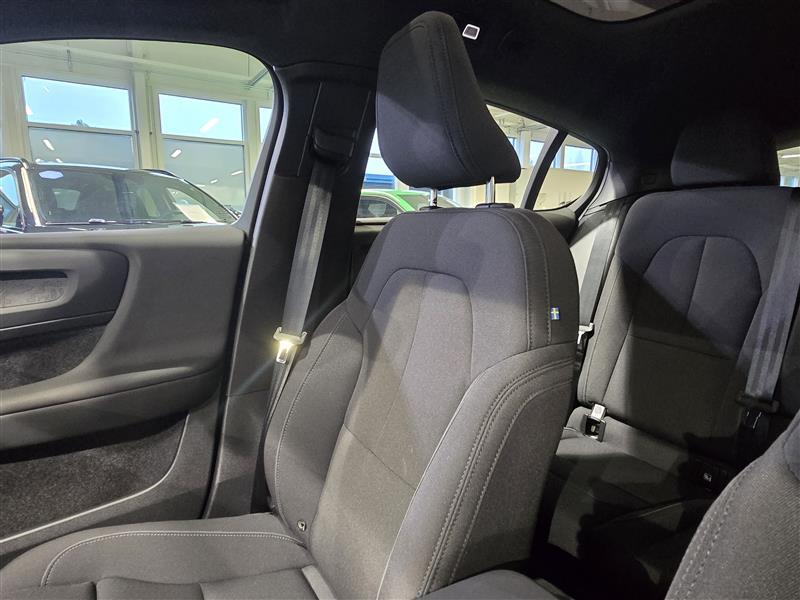 VOLVO C40 2024