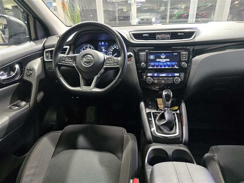 NISSAN Qashqai 2020