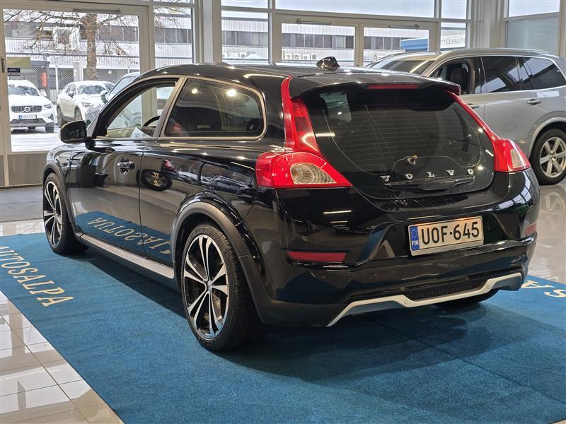 VOLVO C30 2011