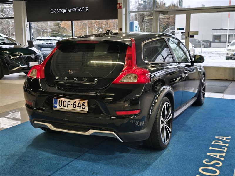 VOLVO C30 2011