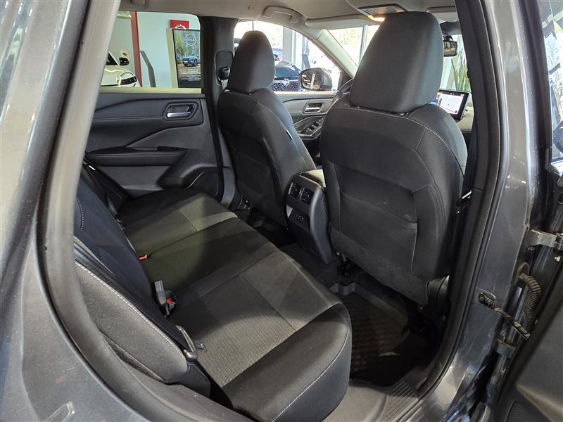 NISSAN Qashqai 2024