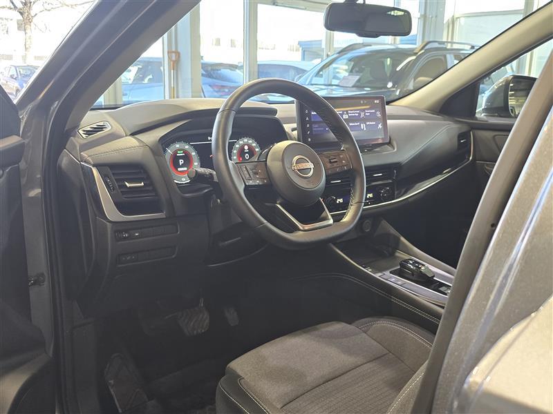 NISSAN Qashqai 2024