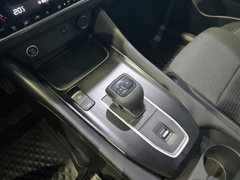 NISSAN Qashqai 2022