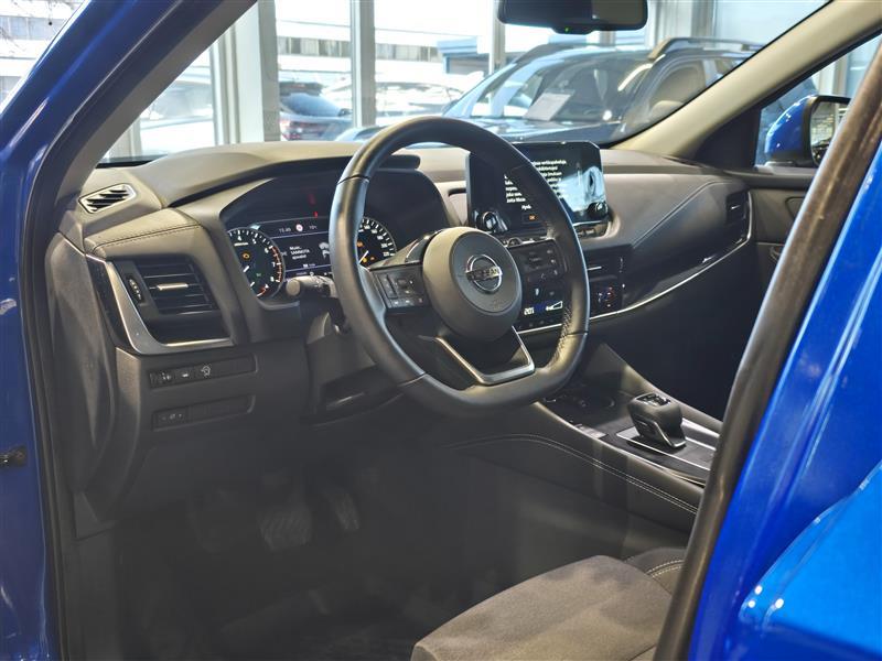 NISSAN Qashqai 2022