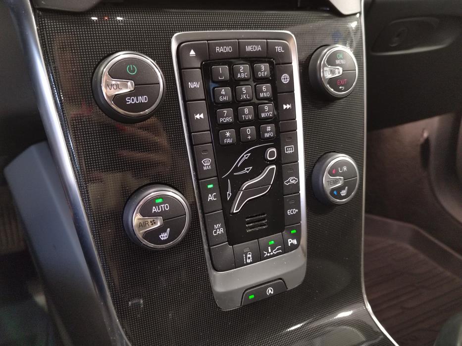 VOLVO V40 Cross Country 2018