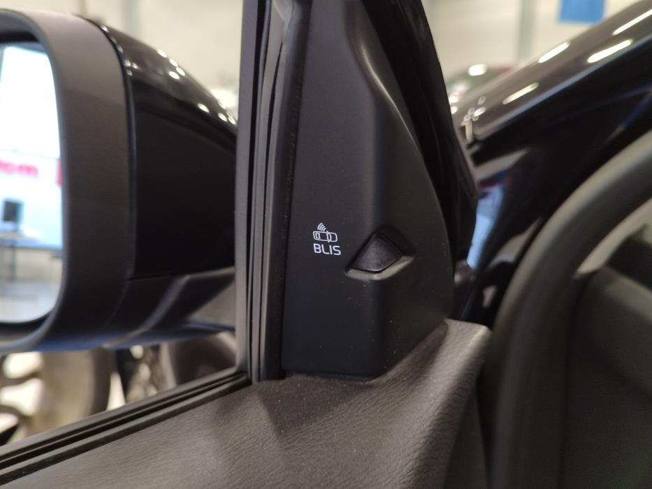 VOLVO V40 Cross Country 2018