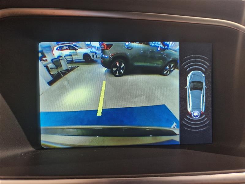 VOLVO V40 Cross Country 2017