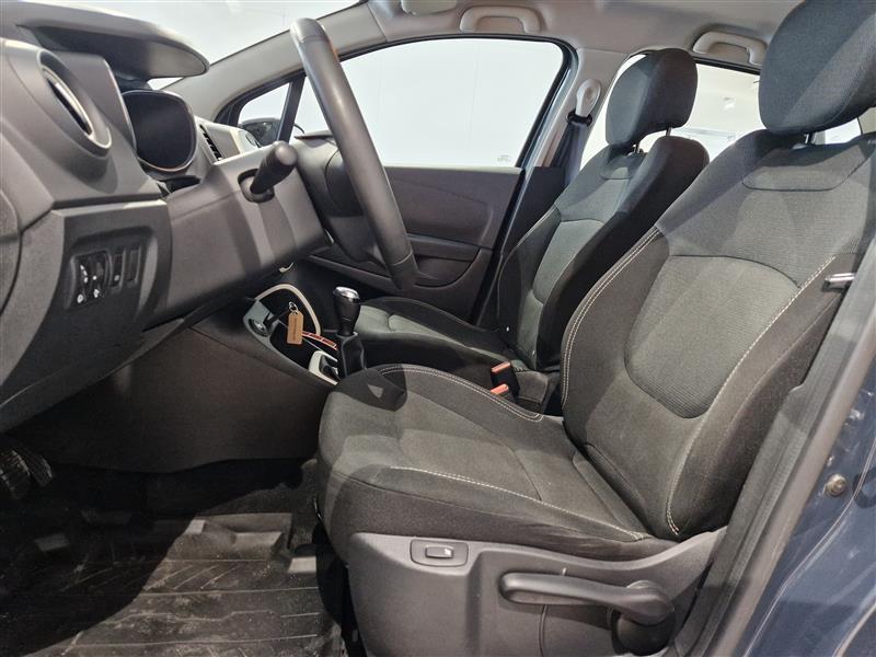 RENAULT Captur 2019