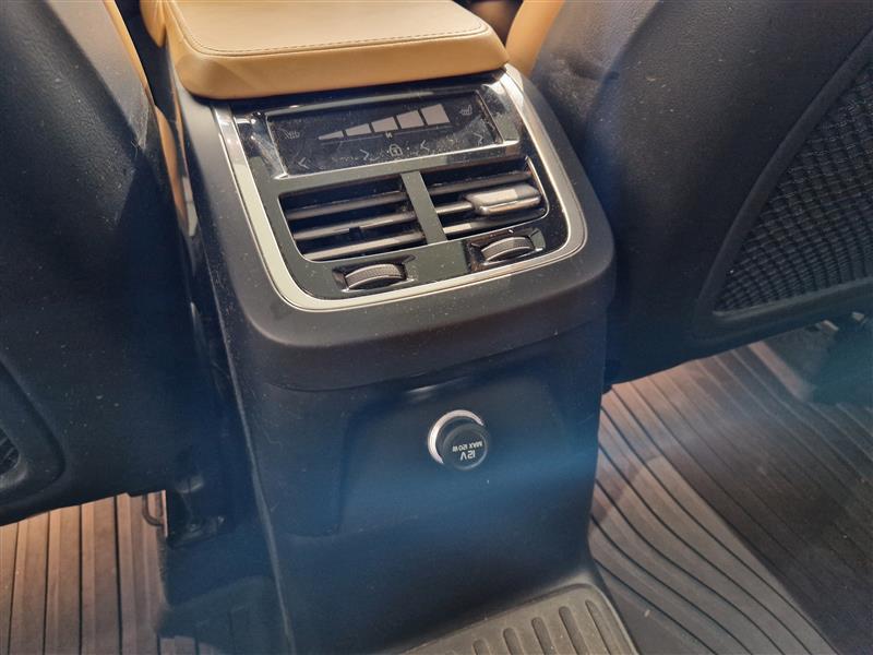 VOLVO XC90 2019