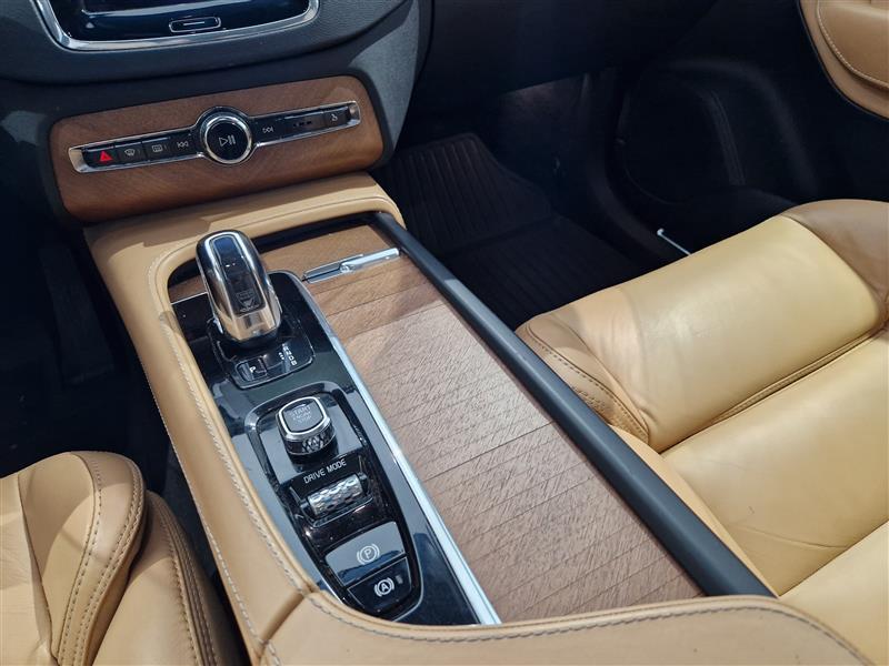 VOLVO XC90 2019