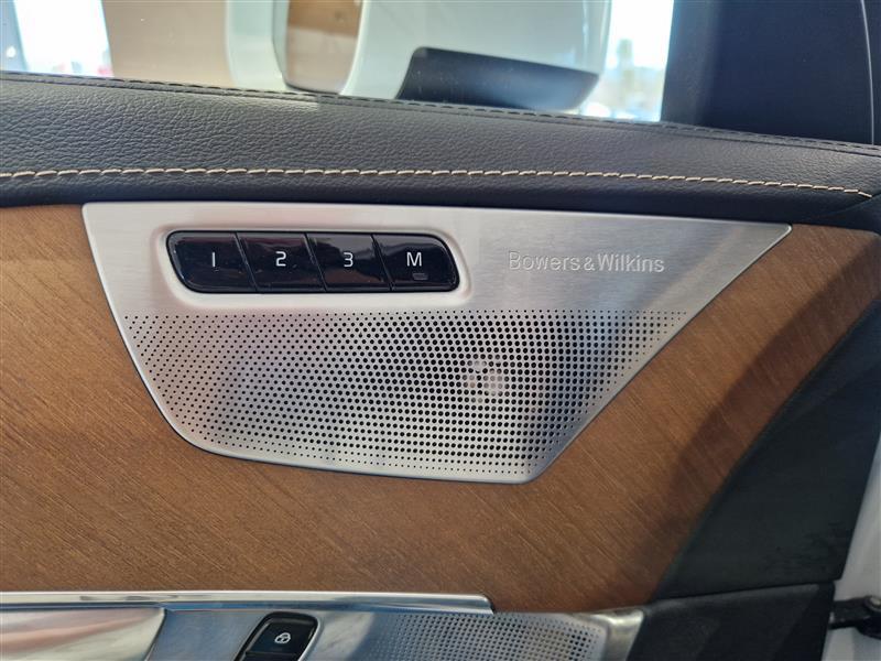 VOLVO XC90 2019
