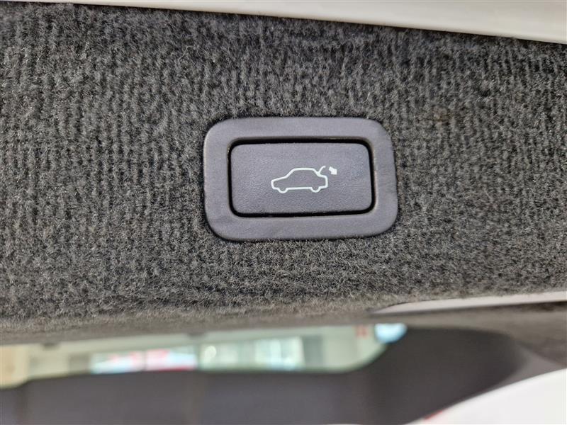 VOLVO XC70 2015