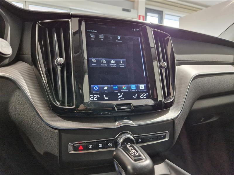 VOLVO XC60 2019