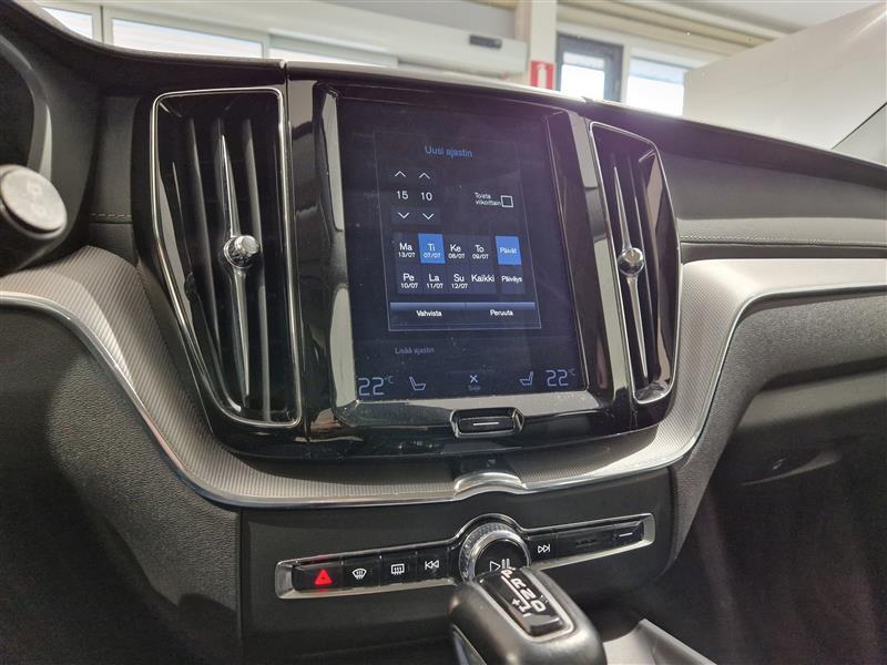 VOLVO XC60 2019