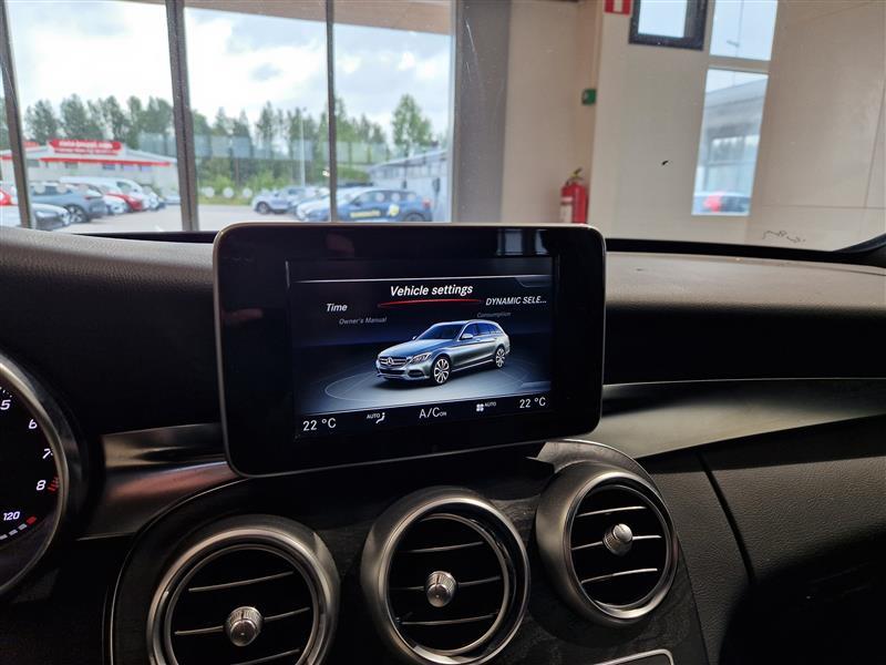 MERCEDES-BENZ C 2016