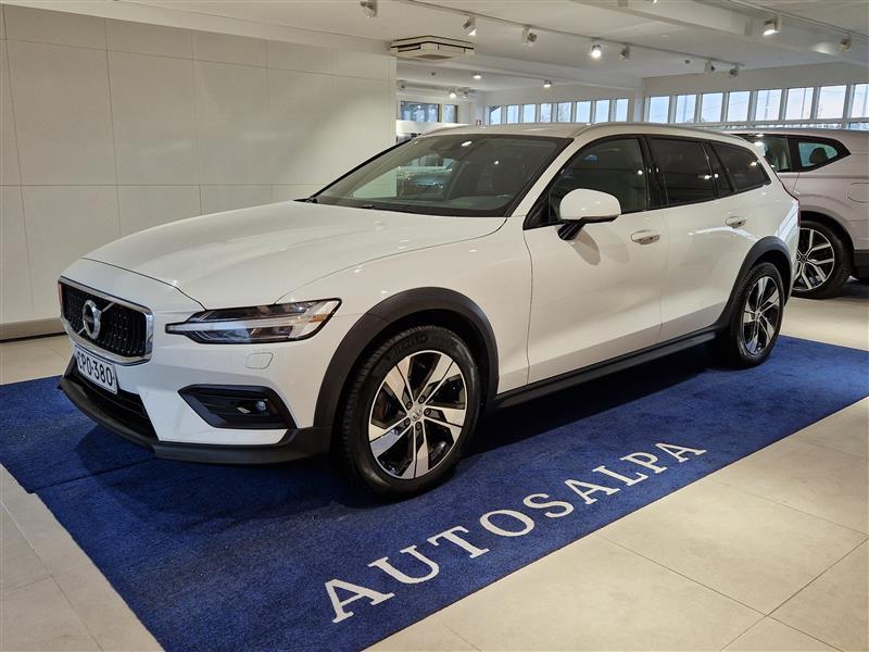 VOLVO V60 Cross Country 2021