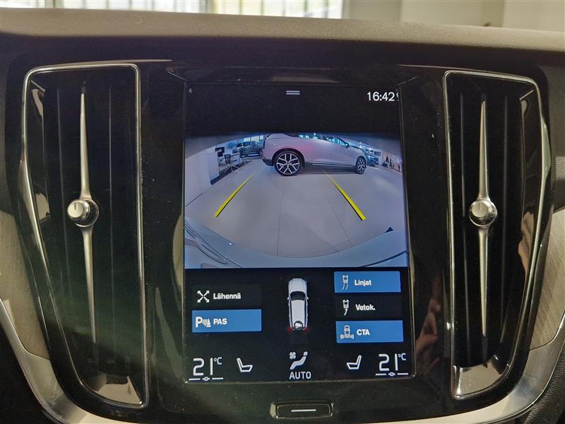 VOLVO V60 Cross Country 2021