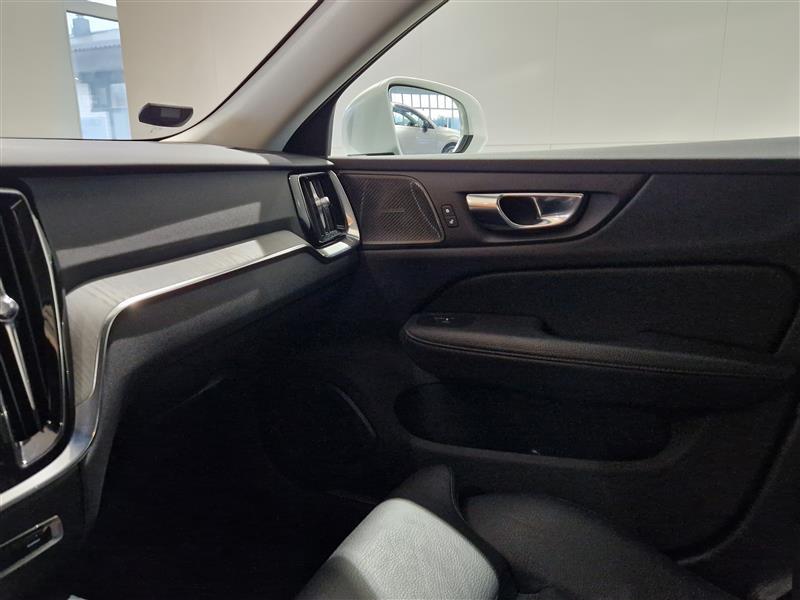 VOLVO V60 Cross Country 2021