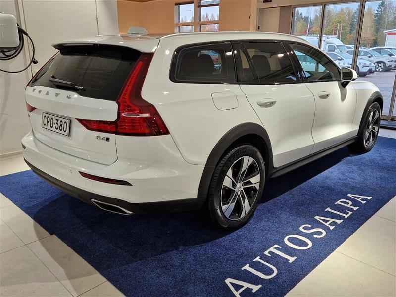VOLVO V60 Cross Country 2021