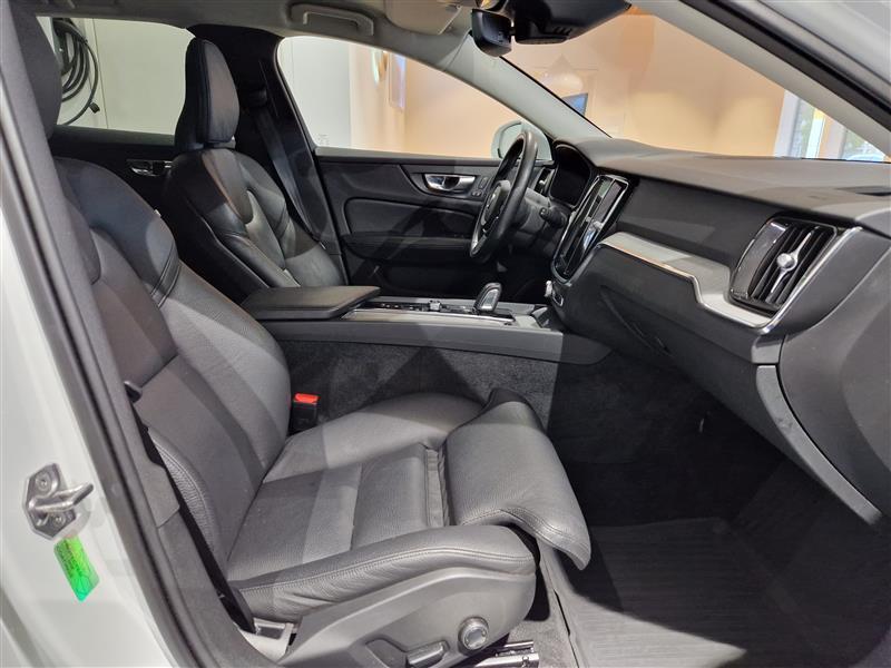 VOLVO V60 Cross Country 2021