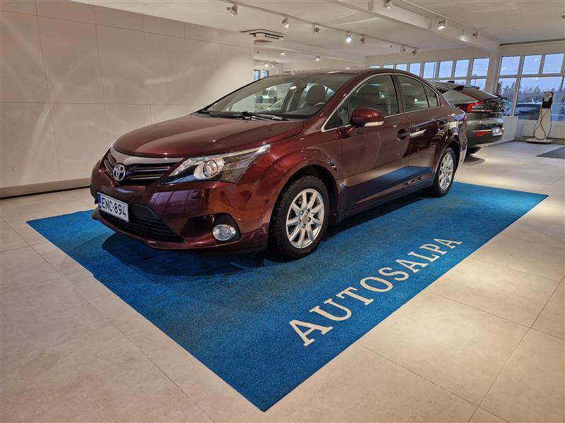TOYOTA Avensis 2013