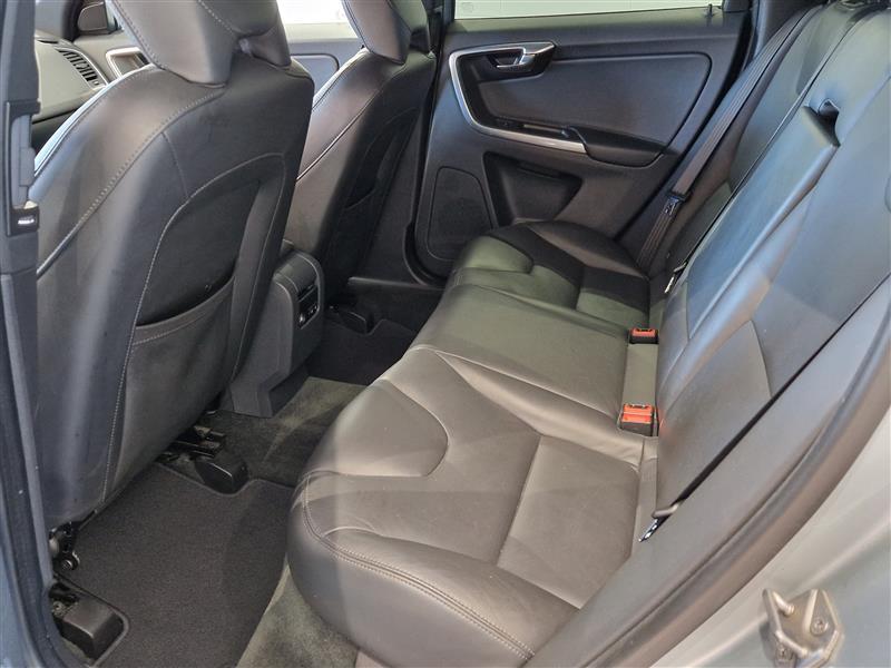 VOLVO XC60 2016
