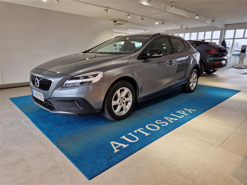 VOLVO V40 Cross Country 2018