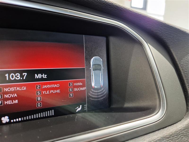 VOLVO V40 Cross Country 2018