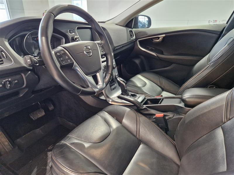 VOLVO V40 Cross Country 2018