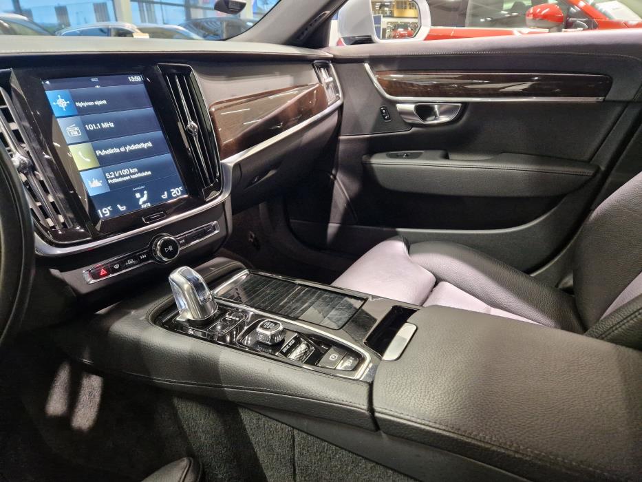 VOLVO S90 2019
