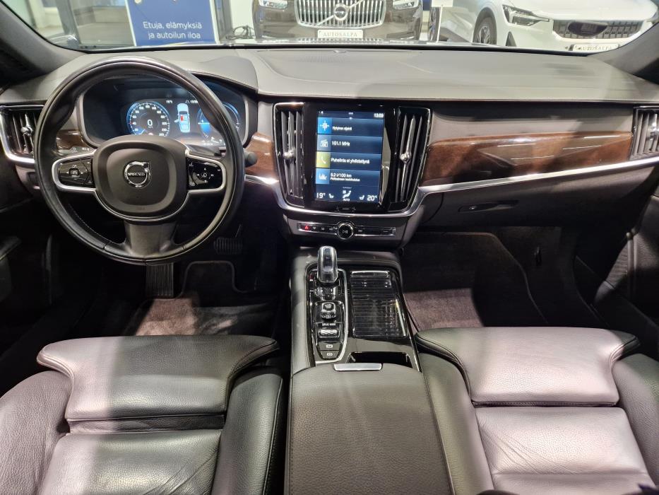 VOLVO S90 2019