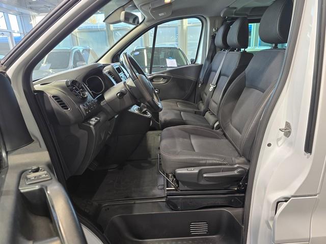 RENAULT Trafic Passenger 2020