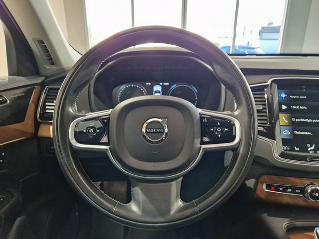 VOLVO XC90 2021