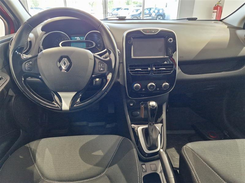 RENAULT Clio 2015
