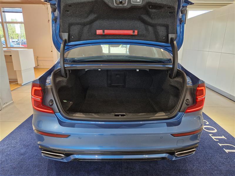VOLVO S60 2020