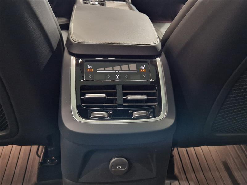 VOLVO XC90 2024