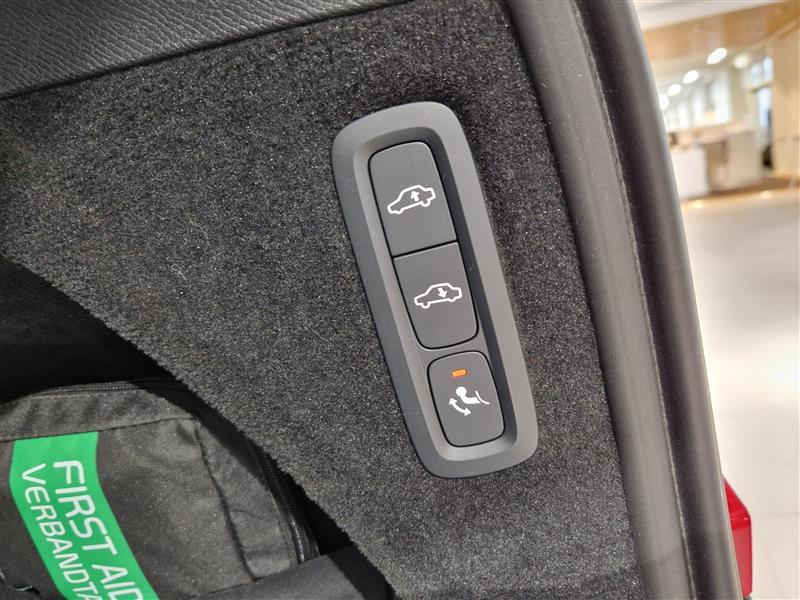 VOLVO XC90 2024