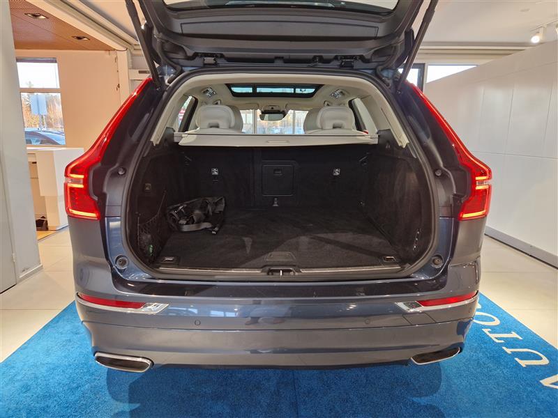 VOLVO XC60 2021