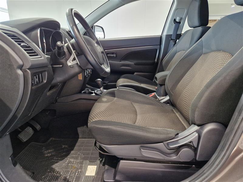 MITSUBISHI ASX 2015