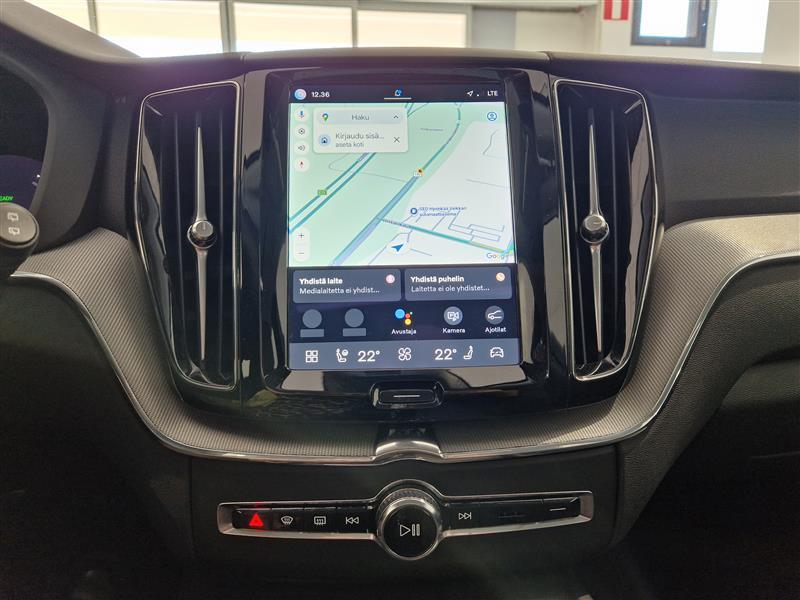 VOLVO XC60 2023