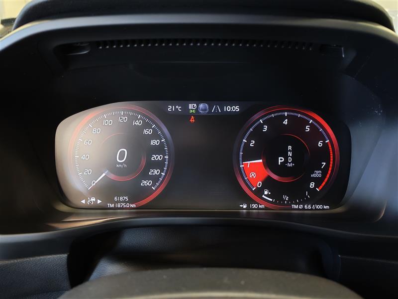VOLVO XC40 2020
