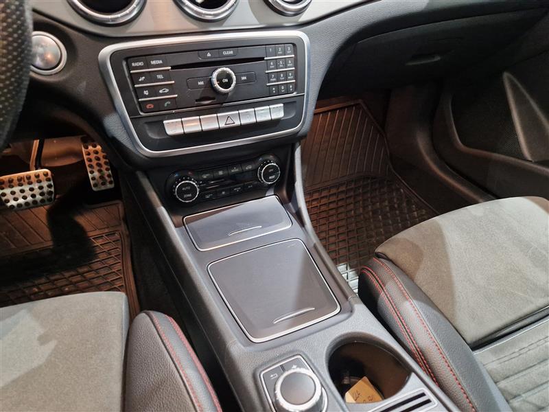 MERCEDES-BENZ CLA 2019