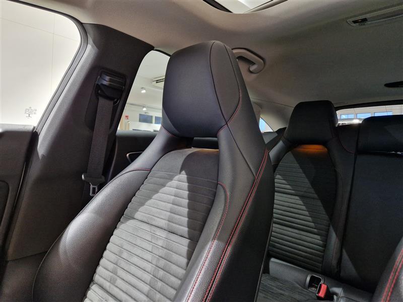 MERCEDES-BENZ CLA 2019