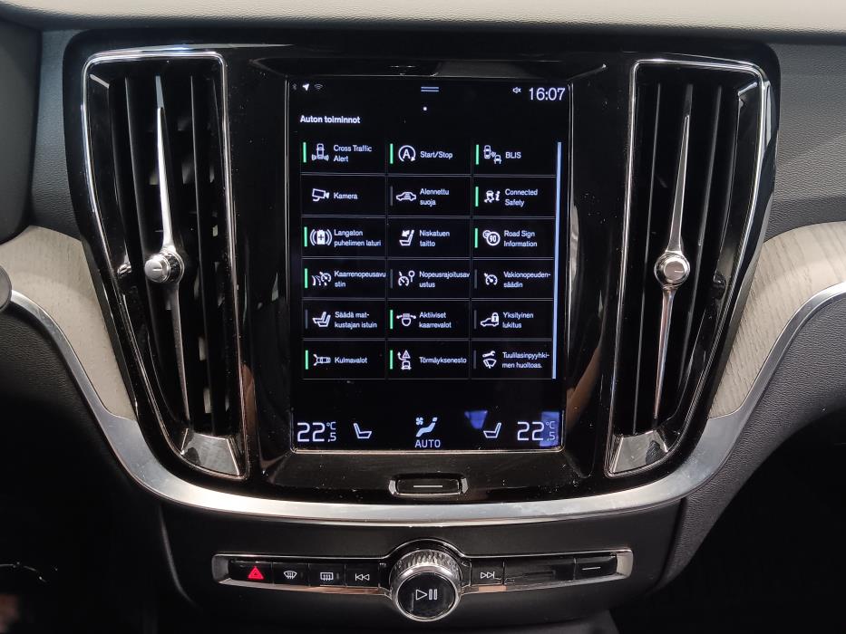 VOLVO V60 Cross Country 2021