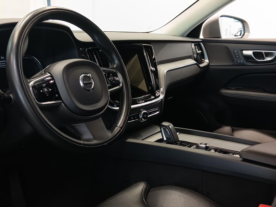 VOLVO V60 Cross Country 2021