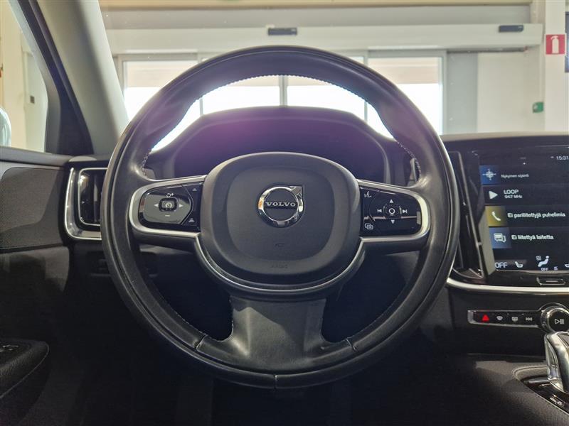 VOLVO V60 2019