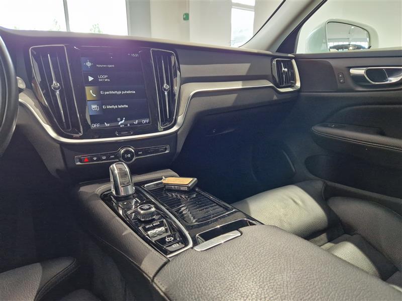 VOLVO V60 2019