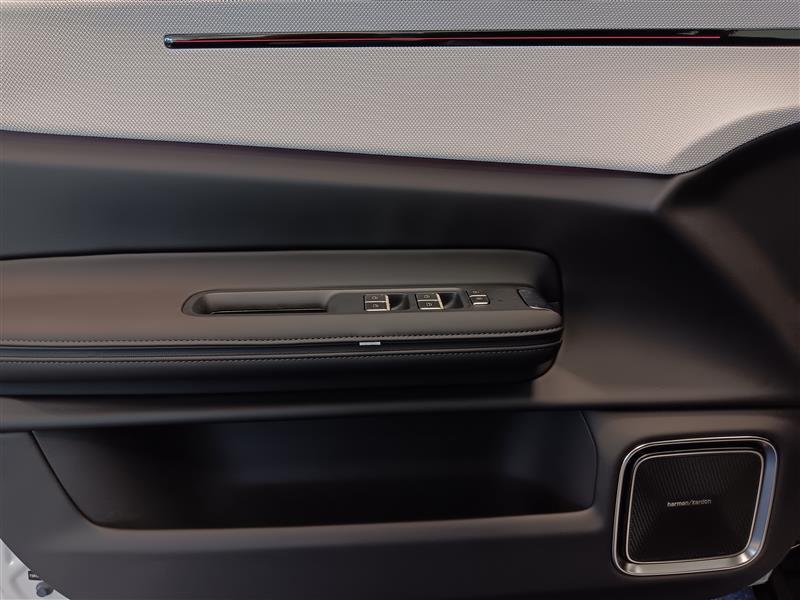 POLESTAR 4 2026