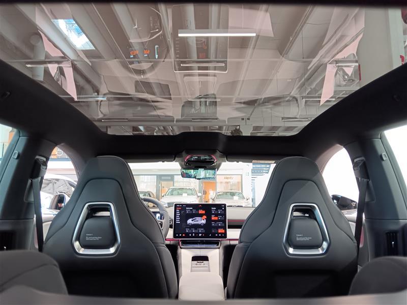 POLESTAR 4 2026
